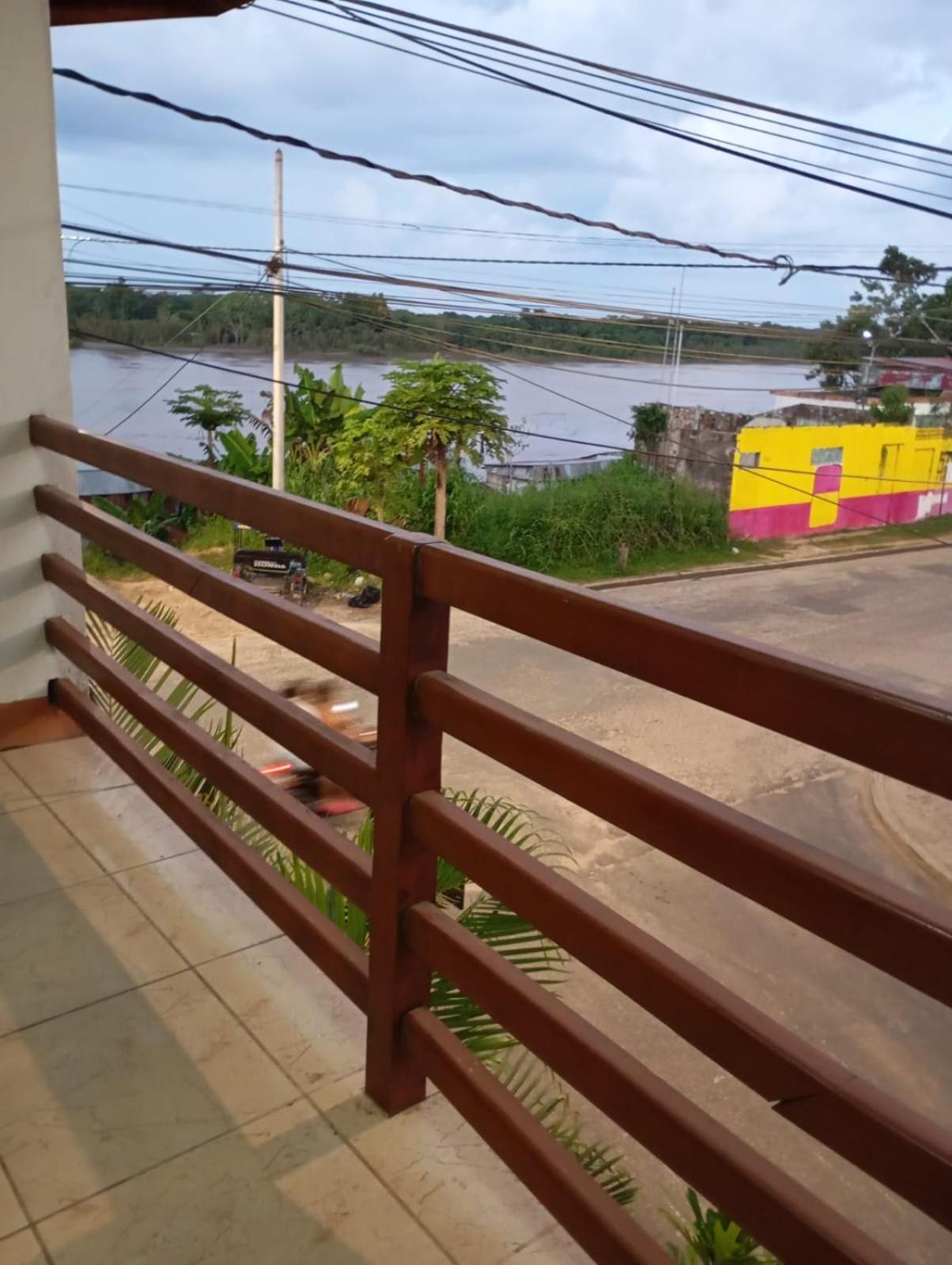 Hostal El Puerto Yurimaguas Zewnętrze zdjęcie