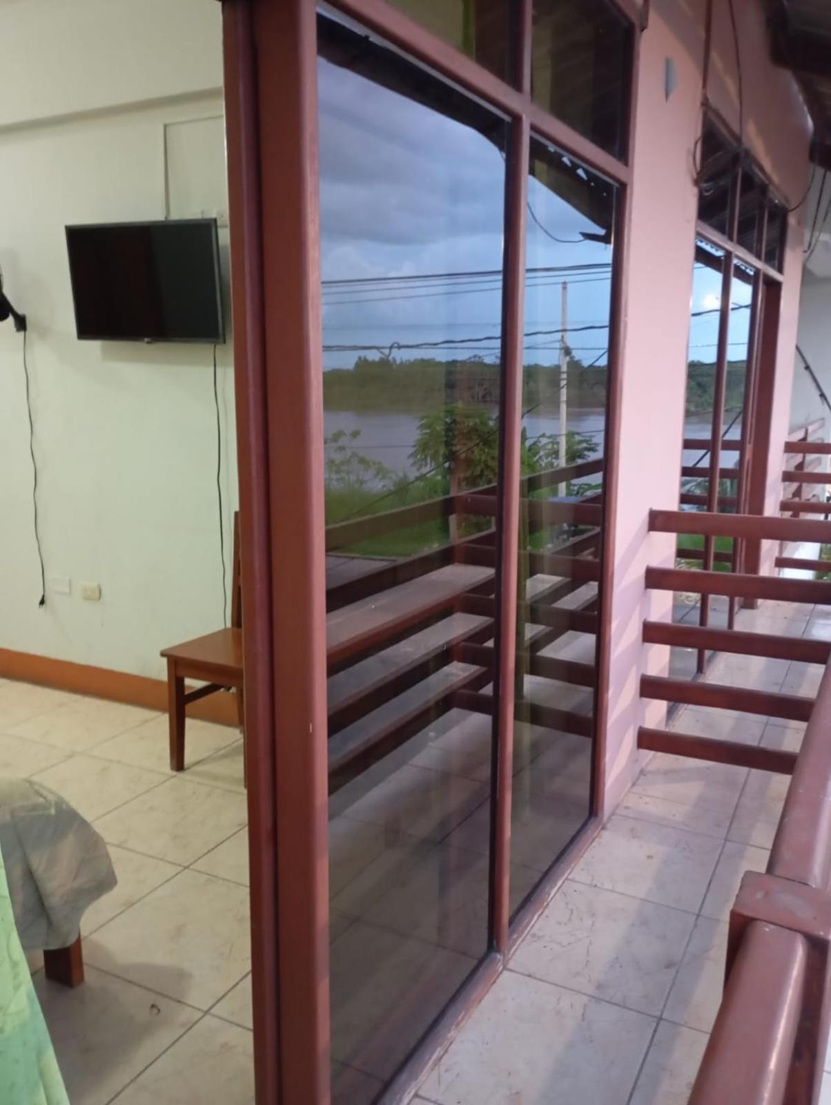 Hostal El Puerto Yurimaguas Zewnętrze zdjęcie