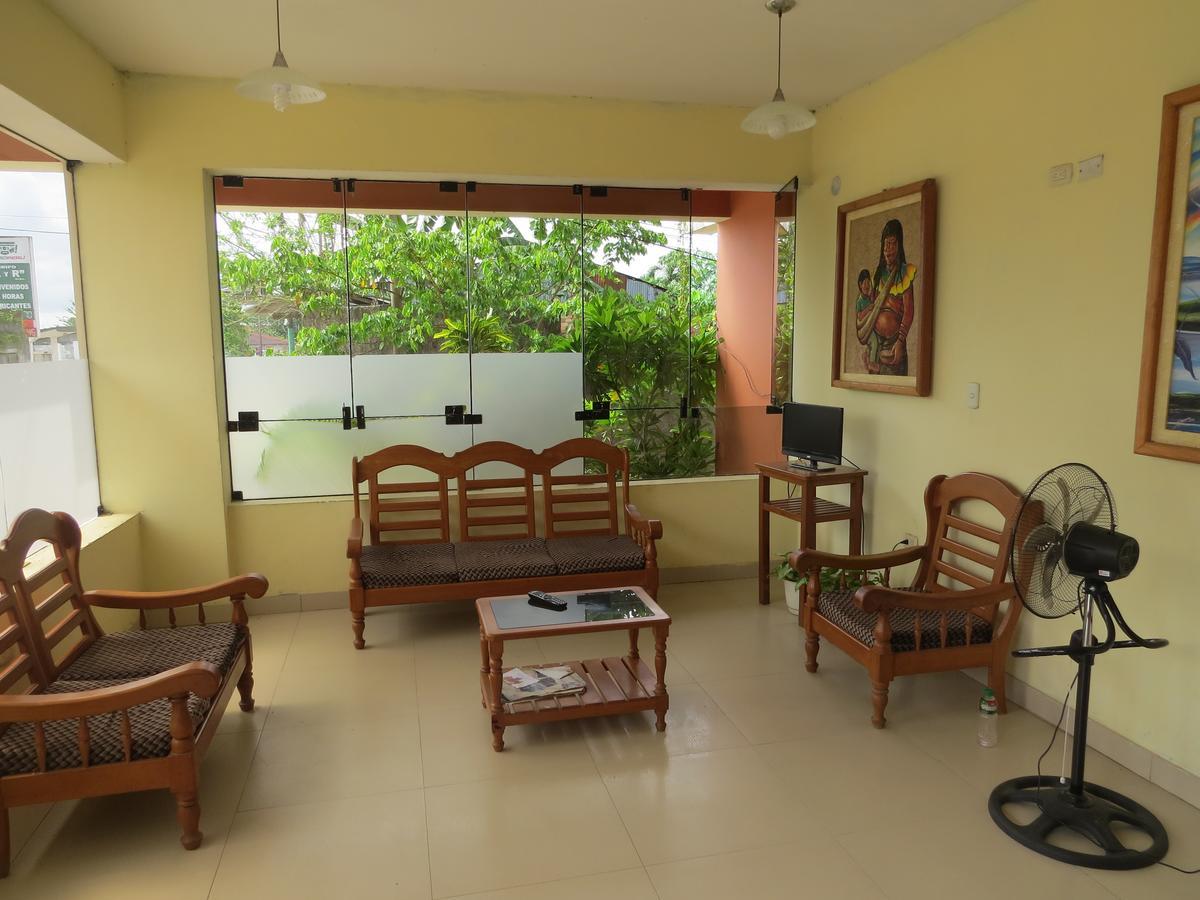 Hostal El Puerto Yurimaguas Zewnętrze zdjęcie